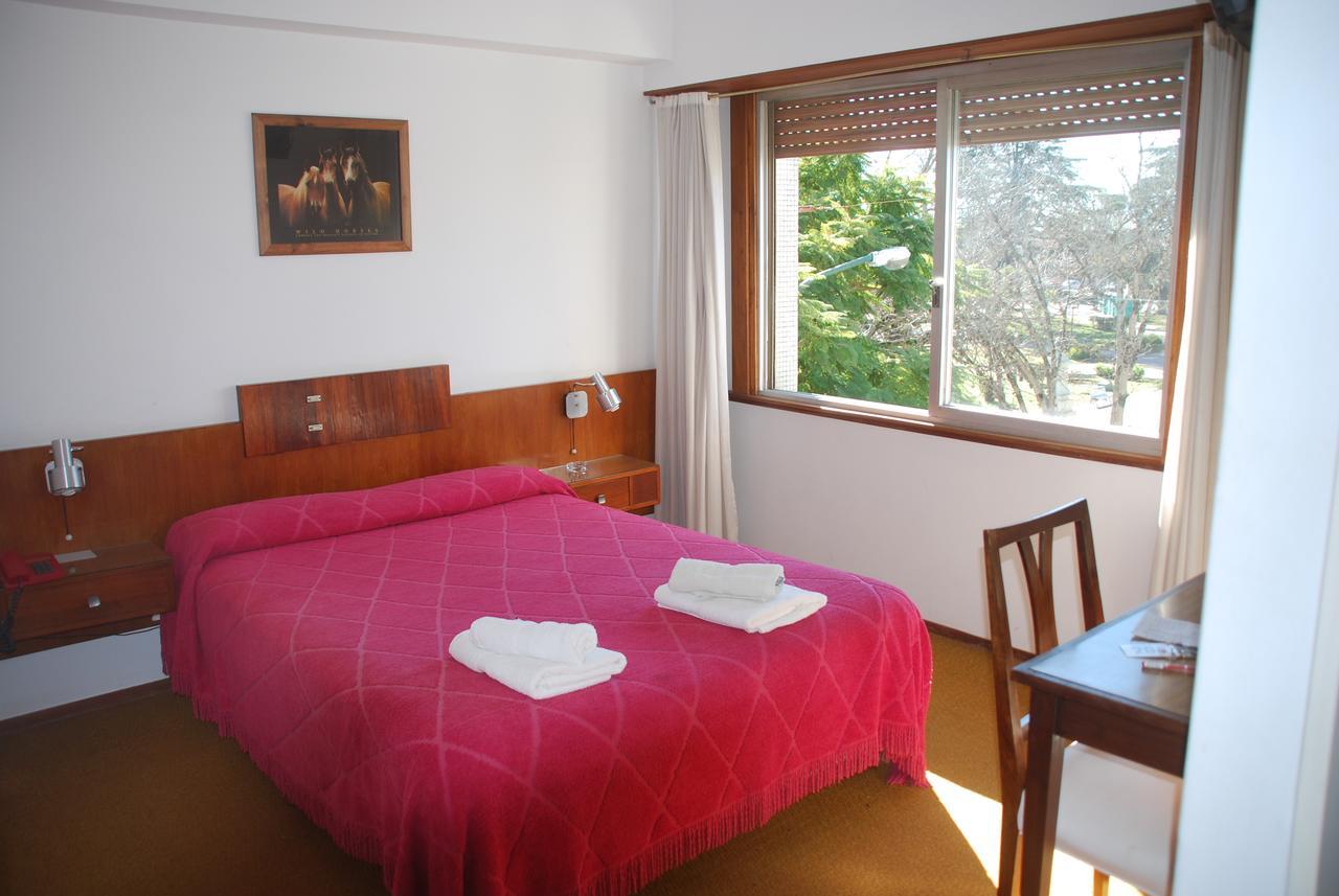 Plaza Hotel Dolores  外观 照片